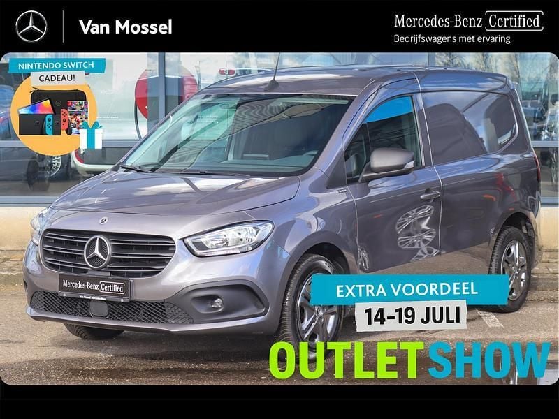 Grijs Gebruikt 2023 Mercedes Citan 110 Van | € 25.745 (Duur) - Afbeelding 1/4