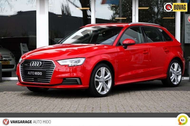 Rood, metallic lak Gebruikt 2020 Audi A3 Sportback e-tron Sport Sedan | € 22.950 (Eerlijke prijs) - Afbeelding 1/4