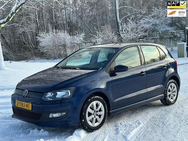 Blauw Occasion 2014 VW Polo Comfortline Hatchback | € 4.899 (Goede deal) - Afbeelding 1/4