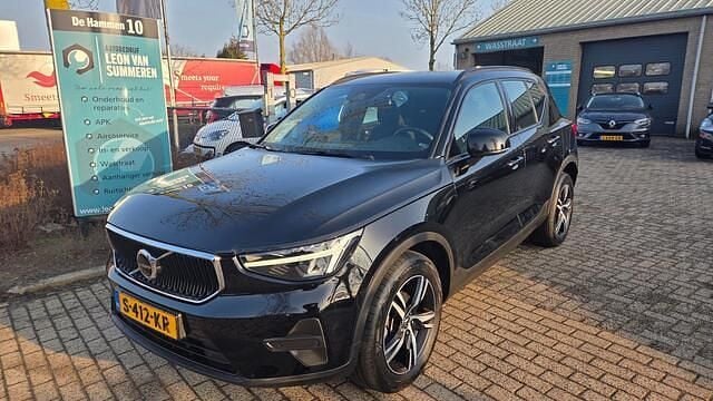 Zwart Occasion 2022 Volvo XC40 SUV | € 28.450 (Super prijs) - Afbeelding 1/4