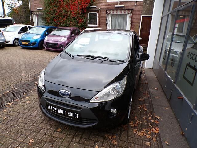 Occasion Ford Ka Limited 69 PK (50 kW) 2015 Zwart Hatchback