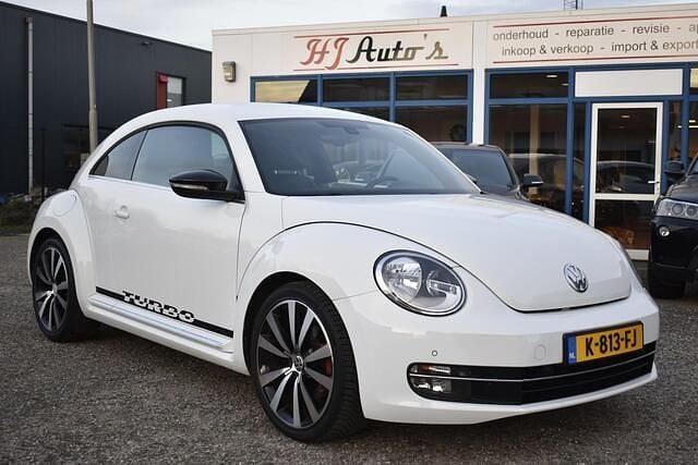 Wit Gebruikt 2011 VW Beetle Sport Hatchback | € 9.500 (Eerlijke prijs) - Afbeelding 1/4