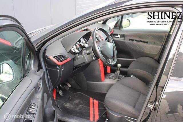 Occasion Peugeot 207 95 PK (69 kW) 2007 Zwart Hatchback