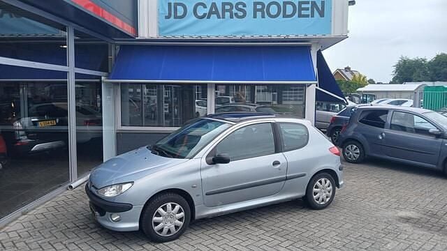 Grijs Gebruikt 2001 Peugeot 206 Hatchback | € 300 (Super prijs) - Afbeelding 1/4