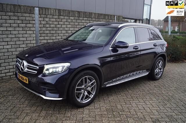Blauw Gebruikt 2018 Mercedes GLC250 AMG line SUV | € 28.850 (Super prijs) - Afbeelding 1/4