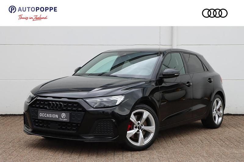 Hatchback Gebruikt 2022 Audi A1 Sportback Advanced Hatchback | € 29.950 - Afbeelding 1/4
