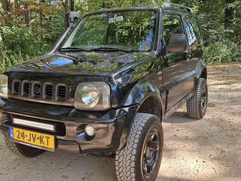 Zwart Gebruikt 2002 Suzuki Jimny SUV | € 6.000 (Duur) - Afbeelding 1/4