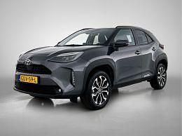 Grijs metallic Gebruikt 2024 Toyota Yaris Edition SUV | € 29.480 - Afbeelding 1/4