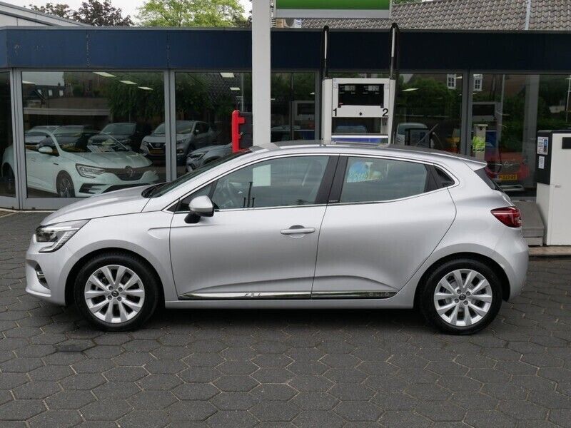 Occasion Renault Clio V 140 PK (102 kW) 2021 Grijs Hatchback