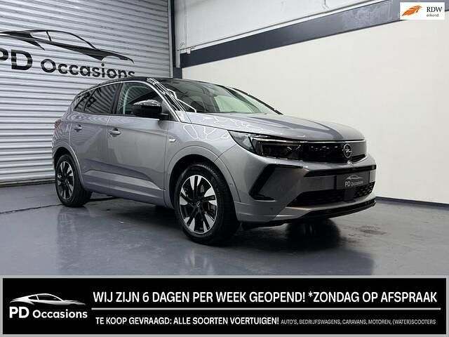 Grijs Gebruikt 2024 Opel Grandland X Ultimate SUV | € 31.950 (Goede deal) - Afbeelding 1/4