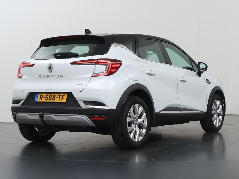 Occasion Renault Captur Intens 159 PK (116 kW) 2020 Wit SUV