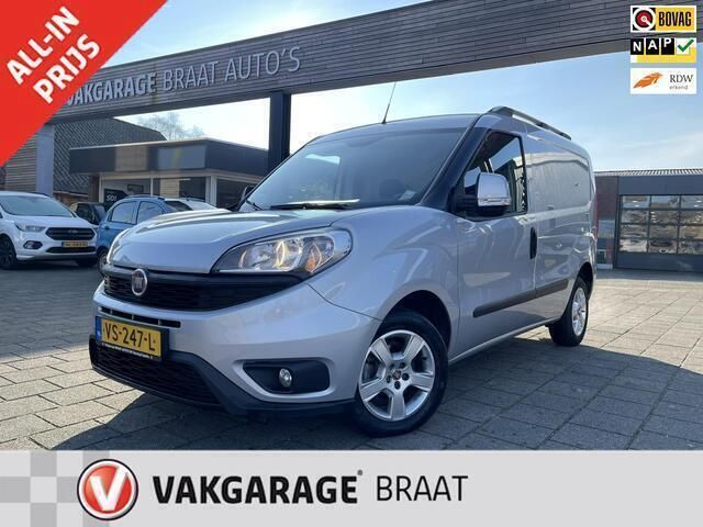 Grijs Gebruikt 2015 Fiat Doblò MPV | € 7.850 (Eerlijke prijs) - Afbeelding 1/4