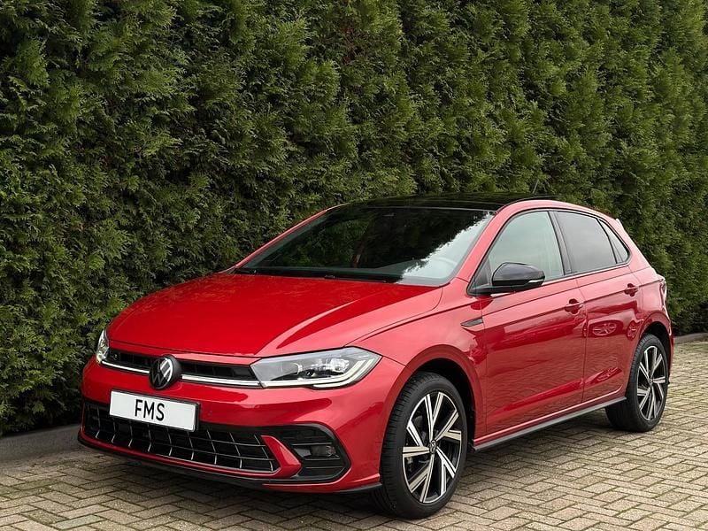 Rood Gebruikt 2023 VW Polo R-line Hatchback | € 20.890 (Eerlijke prijs) - Afbeelding 1/3