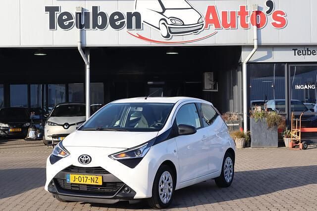 Occasion Toyota Aygo X-play 72 PK (52 kW) 2020 Wit Hatchback