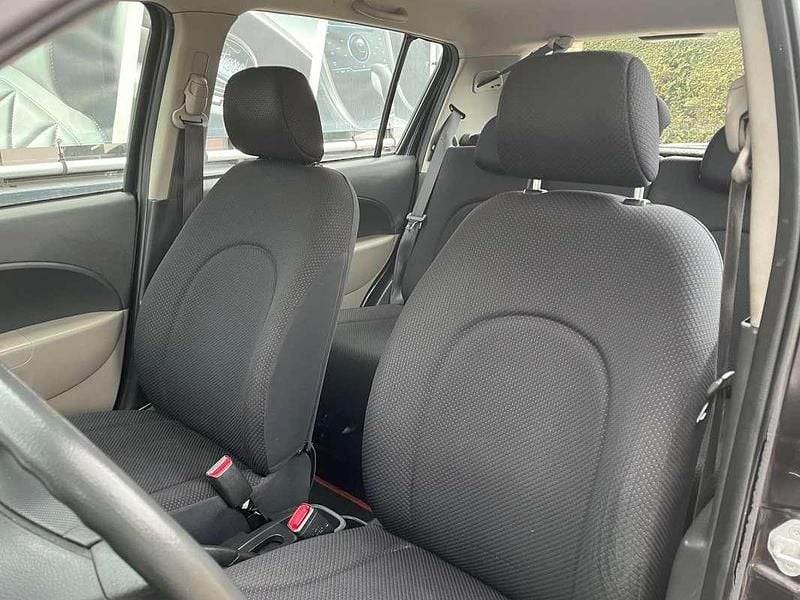 Occasion Daihatsu Sirion 69 PK (50 kW) 2007 Zwart Hatchback