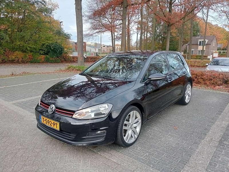 Gebruikt 2013 VW Golf VII Trendline Sedan | € 7.900 (Eerlijke prijs) - Afbeelding 1/4