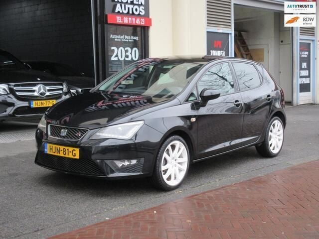 Zwart Gebruikt 2013 Seat Ibiza FR Hatchback | € 8.750 (Eerlijke prijs) - Afbeelding 1/4