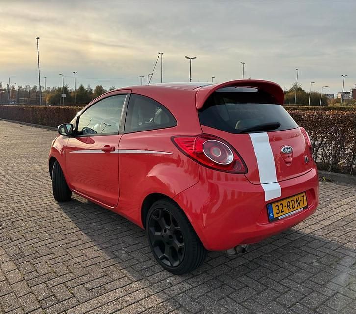 Occasion Ford Ka S 69 PK (50 kW) 2011 Rood MPV
