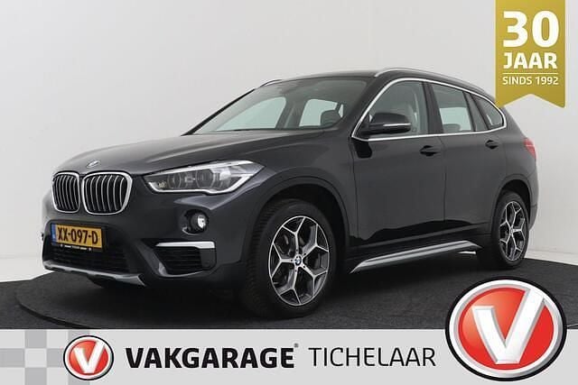 Zwart Gebruikt 2019 BMW X1 Executive SUV | € 22.899 (Goede deal) - Afbeelding 1/2