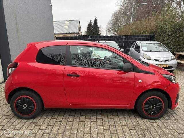 Occasion Peugeot 108 Active 69 PK (50 kW) 2014 Rood Hatchback