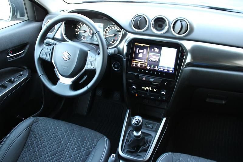 Occasion Suzuki Vitara Style 2026 Grijs SUV