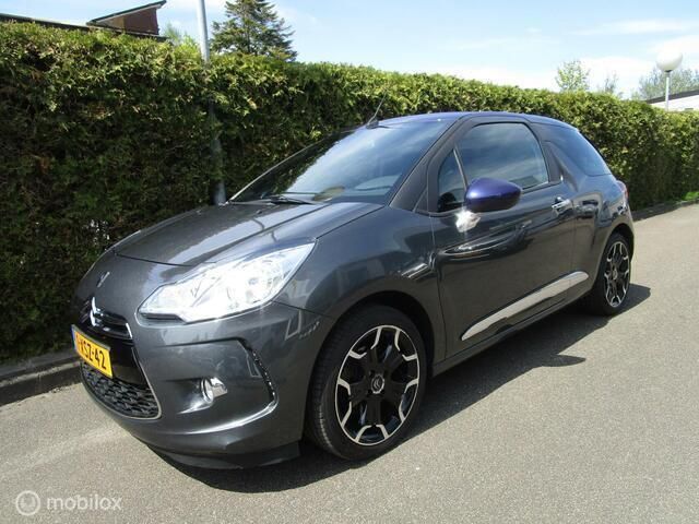 Grijs Gebruikt 2013 Citroën DS3 Cabriolet Sport Chic Cabriolet | € 10.950 (Duur) - Afbeelding 1/4