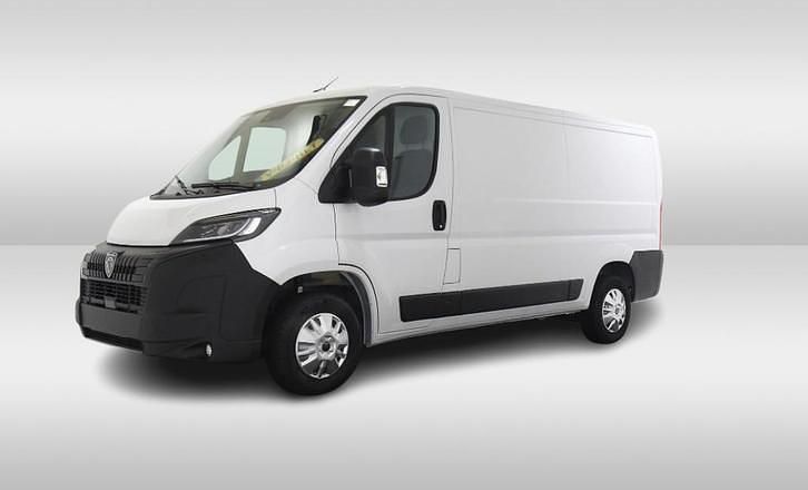 Wit Occasion 2024 Peugeot Boxer S Van | € 26.950 (Eerlijke prijs) - Afbeelding 1/2