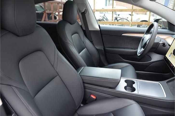 Occasion Tesla Model 3 Long Range AWD 366 kW (498 PK) 2022 Zwart Sedan
