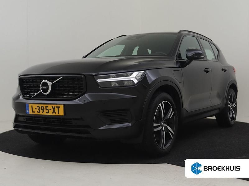 Zwart Occasion 2021 Volvo XC40 Inscription SUV | € 27.695 (Eerlijke prijs) - Afbeelding 1/4
