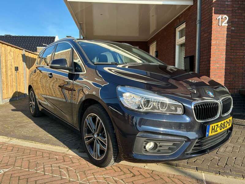 Blauw Gebruikt 2016 BMW 218 Stationwagen | € 10.750 (Goede deal) - Afbeelding 1/4
