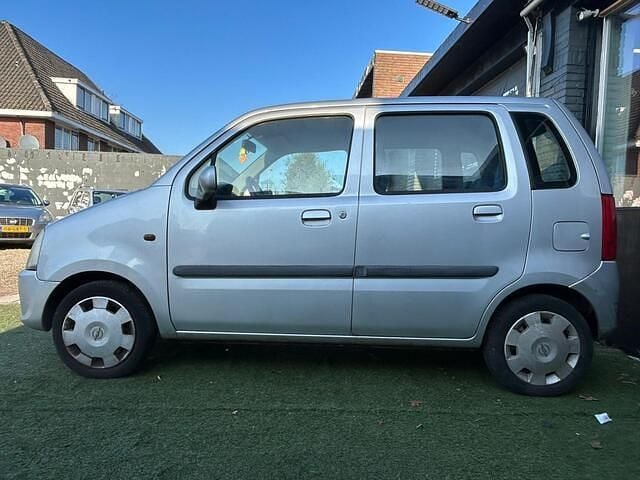 Occasion Opel Agila 80 PK (58 kW) 2006 Grijs Hatchback