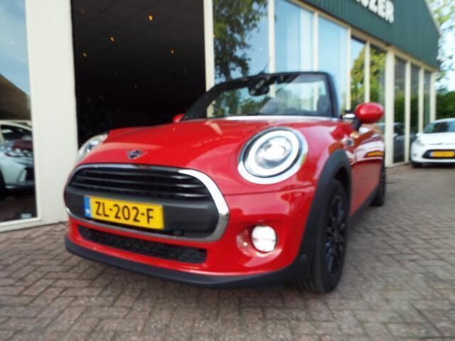 Occasion Mini One Cabriolet Chili 102 PK (75 kW) 2019 Rood Cabriolet