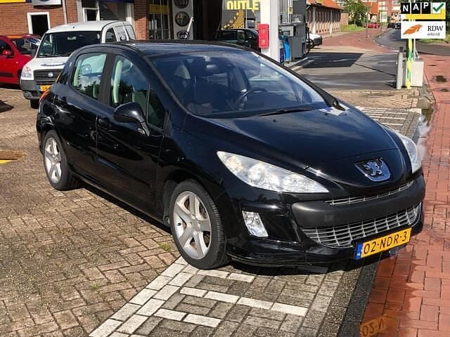 Zwart Gebruikt 2009 Peugeot 308 Hatchback | € 1.999 (Eerlijke prijs) - Afbeelding 1/4