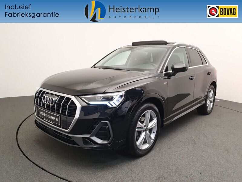 Zwart Gebruikt 2022 Audi Q3 S-Line SUV | € 44.950 (Eerlijke prijs) - Afbeelding 1/4