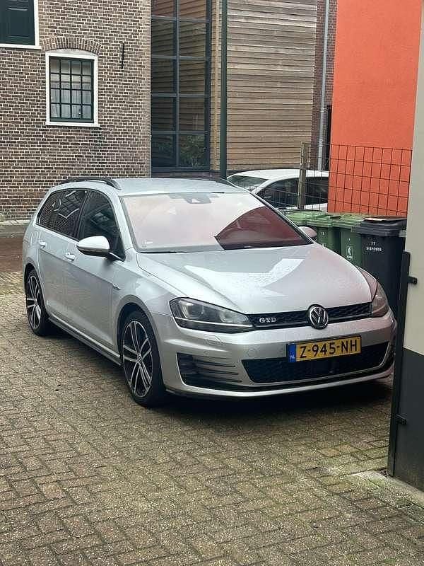 Grijs Gebruikt 2015 VW Golf VII GTD Stationwagen | € 9.750 (Super prijs) - Afbeelding 1/4