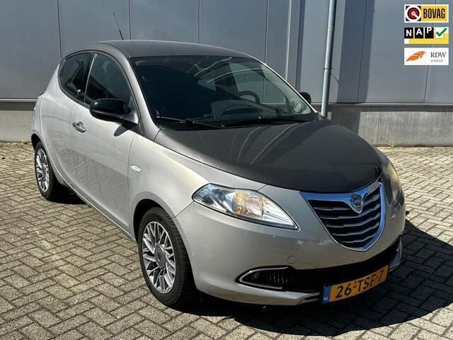 Beige Gebruikt 2012 Lancia Ypsilon Platinum Hatchback | € 5.000 (Eerlijke prijs) - Afbeelding 1/4