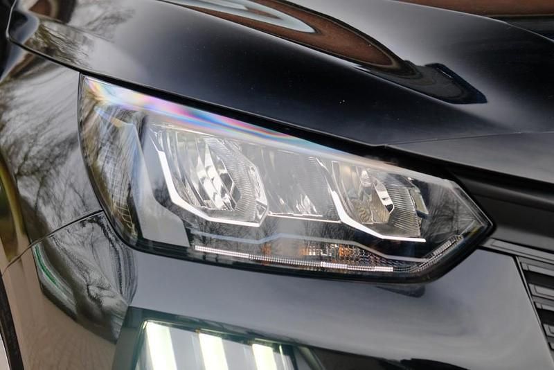 Occasion Peugeot 208 Allure 101 PK (74 kW) 2025 Zwart Hatchback