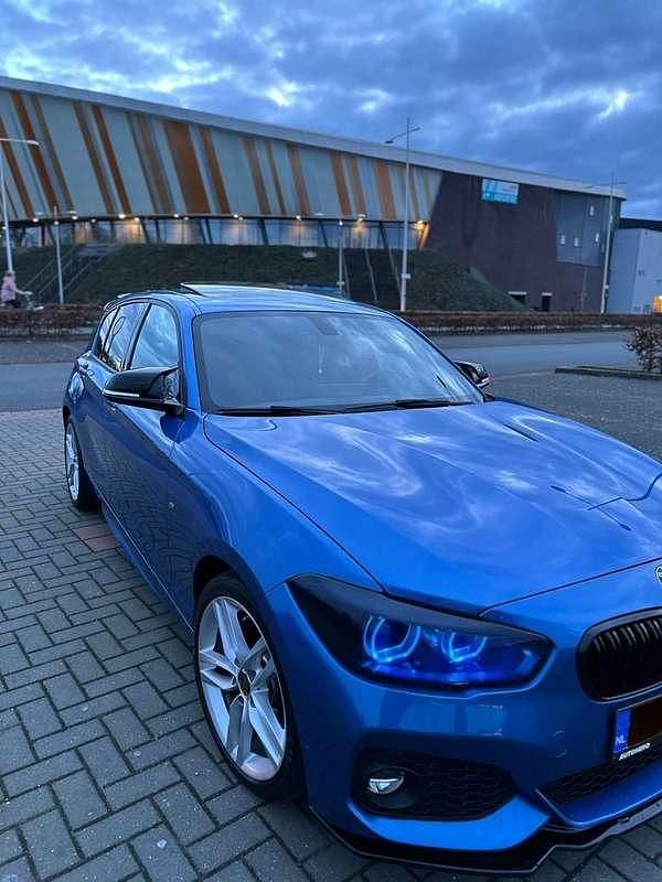 Blauw Gebruikt 2015 BMW 118 M Sport Hatchback | € 11.000 (Goede deal) - Afbeelding 1/4