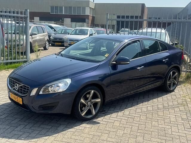 Blauw Gebruikt 2011 Volvo S60 Kinetic Sedan | € 9.790 (Eerlijke prijs) - Afbeelding 1/4
