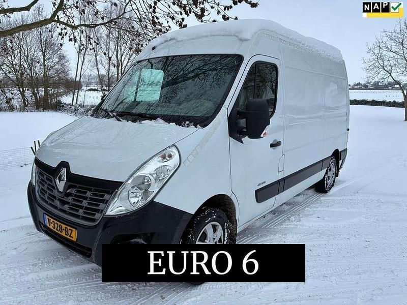 Wit Occasion 2016 Renault Master Van | € 9.950 (Goede deal) - Afbeelding 1/4