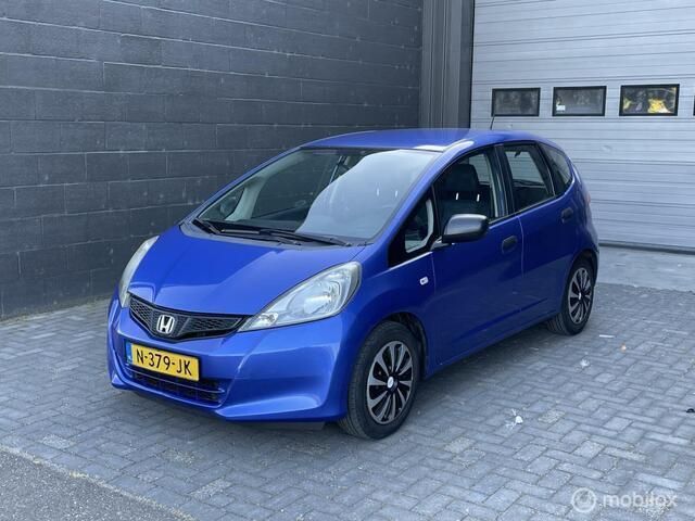 Blauw Gebruikt 2013 Honda Jazz Cool Hatchback | € 6.995 (Eerlijke prijs) - Afbeelding 1/4