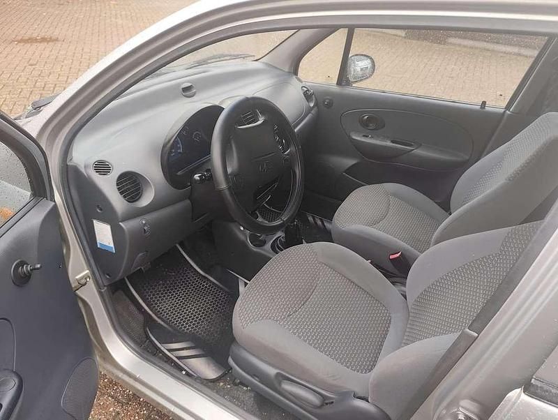 Zilver Gebruikt 2004 Chevrolet Matiz Hatchback | € 750 (Goede deal) - Afbeelding 1/4