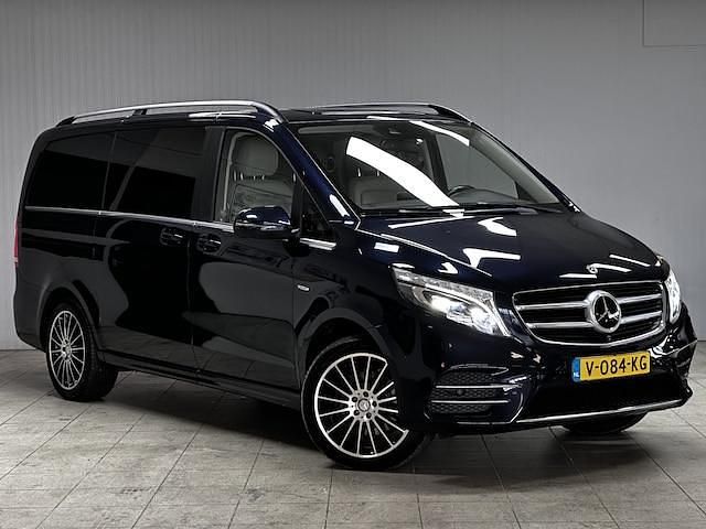 Occasion Mercedes V250 Avantgarde 191 PK (140 kW) 2017 Blauw (metallic) MPV