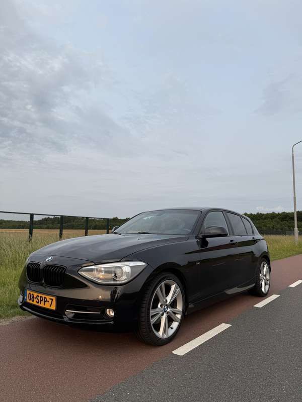 Gebruikt 2011 BMW 118 Hatchback | € 8.350 (Iets duurder) - Afbeelding 1/4