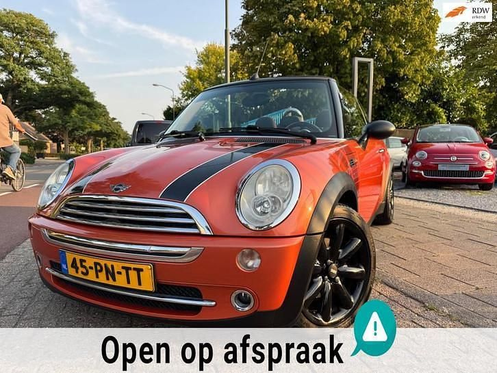 Rood (metallic) Gebruikt 2004 Mini ONE Pepper Hatchback | € 2.995 (Eerlijke prijs) - Afbeelding 1/4