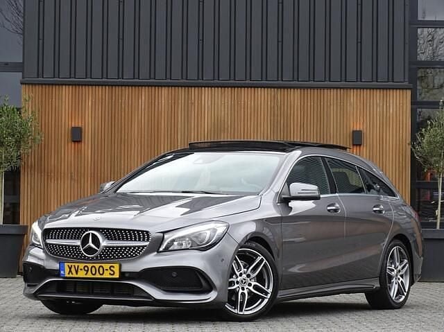 Grijs Gebruikt 2019 Mercedes CLA180 AMG Sedan | € 21.995 (Super prijs) - Afbeelding 1/4