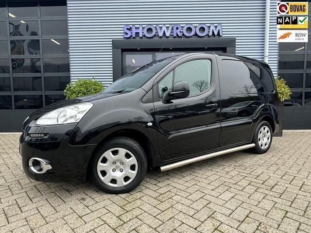 Zwart Gebruikt 2015 Peugeot Partner MPV | € 7.950 (Eerlijke prijs) - Afbeelding 1/4