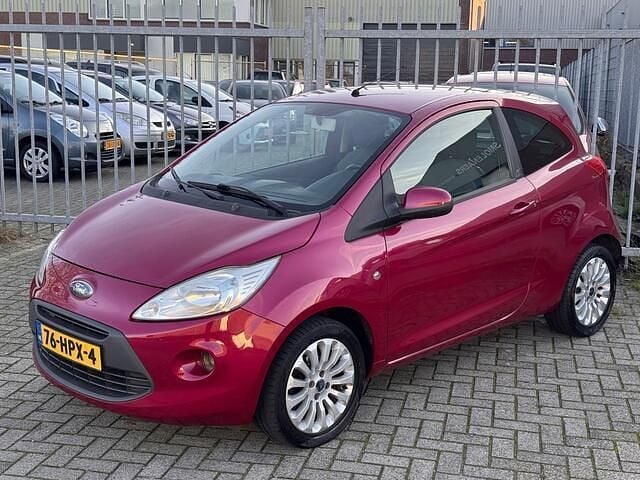 (metallic) Occasion 2009 Ford Ka Titanium Hatchback | € 3.290 (Eerlijke prijs) - Afbeelding 1/4