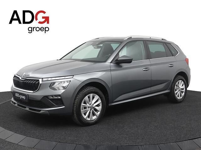 Grijs Gebruikt 2025 Skoda Kamiq Selection SUV | € 28.840 - Afbeelding 1/4