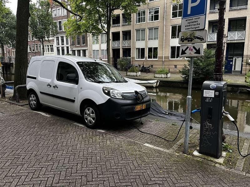 Wit Gebruikt 2014 Renault Kangoo MPV | € 7.550 (Eerlijke prijs) - Afbeelding 1/1